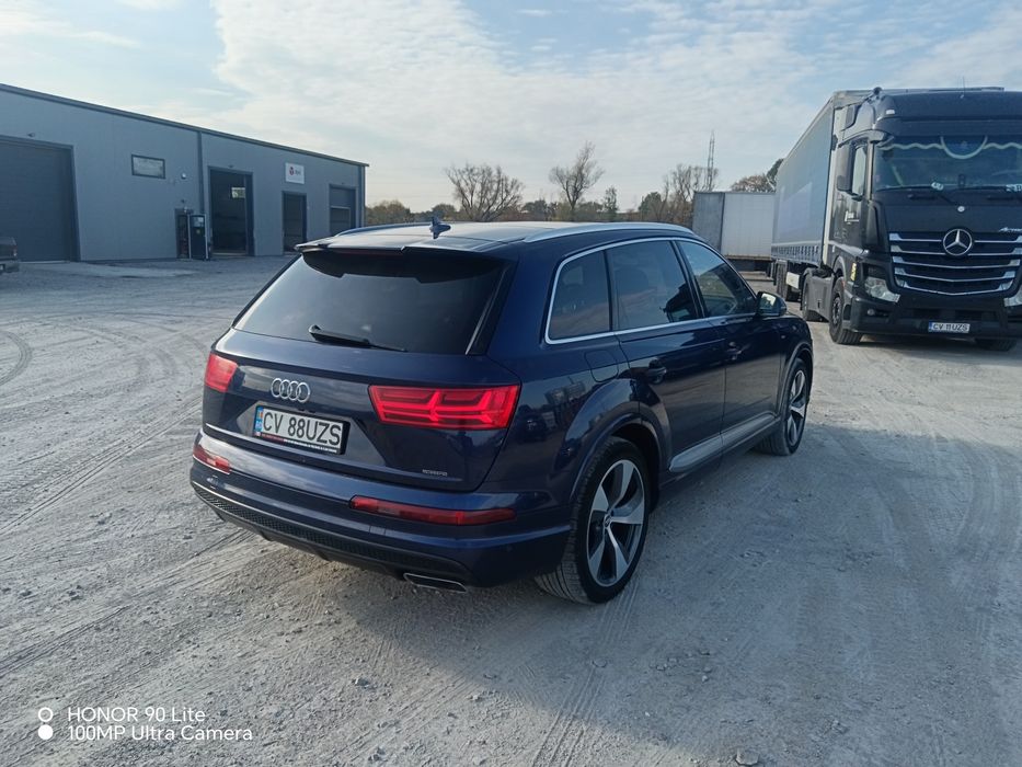 Audi Q7 -7 locuri