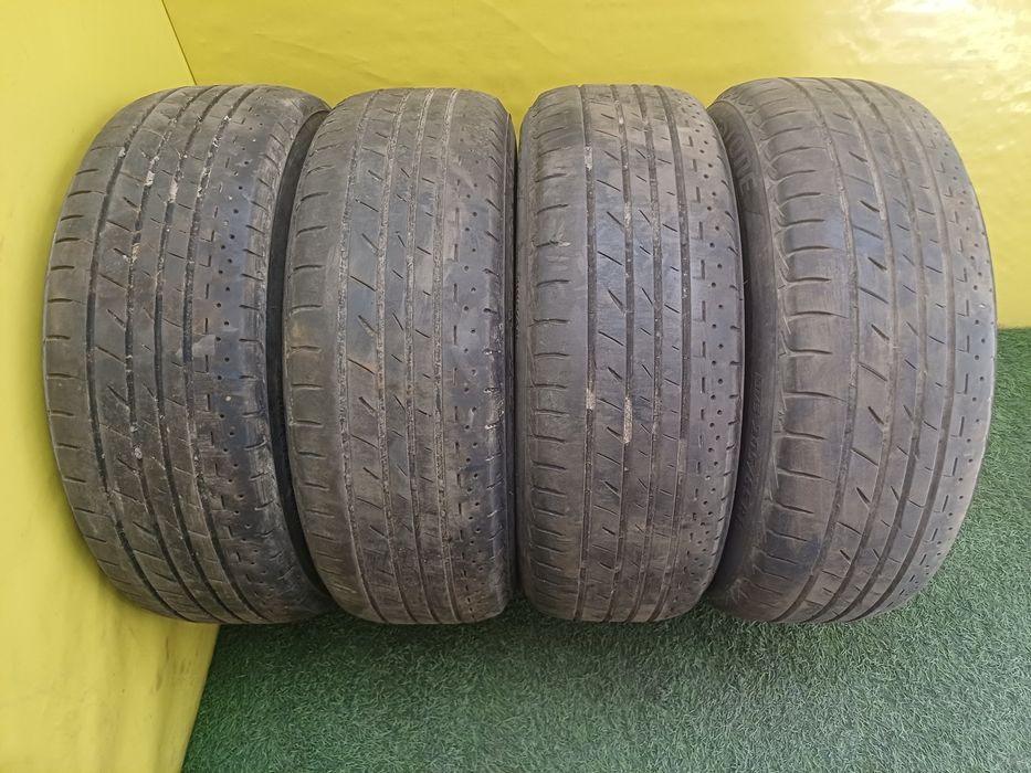 Шины 205/65 R15 Bridgestone комплект.
