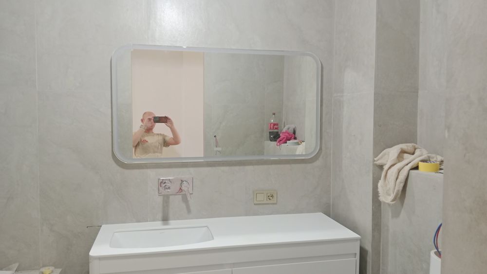 Кафельщик качество гарантия плюс сантехник в общем ванна и туалет под