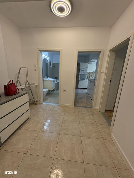 Unirii,O.Goga,ap.2 camere,et.2, 70mp,renovat,loc parcare 650Euro/luna
