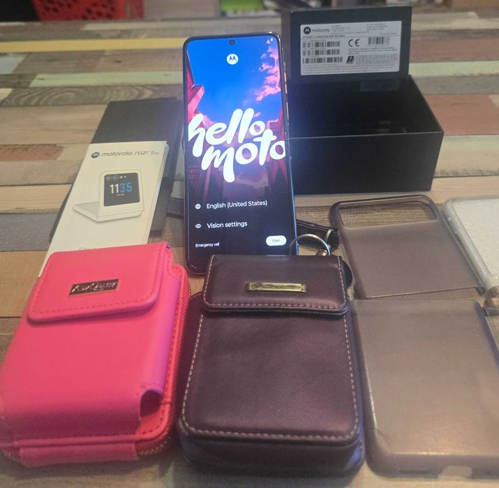 Motorola RAZR 40 ultra 8GB 256GB