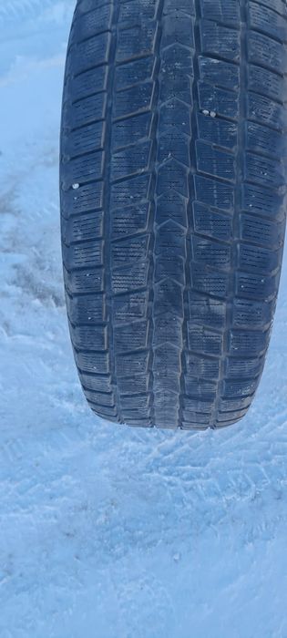 Продам резины на 18