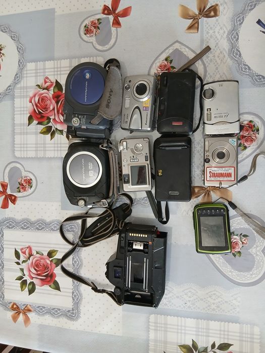 Фотоапарати''''''