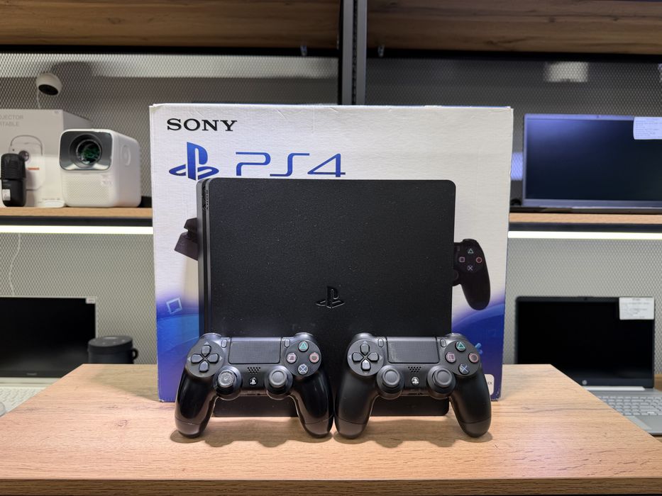 Sony PlayStation 4 Slim, 500 GB, 13.50 версия,2 джойстика, 2227/А10