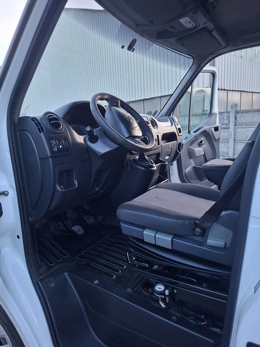 Renault Master 8 Europaleti