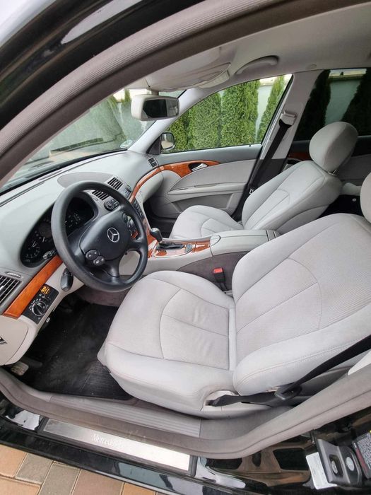 Mercedes-Benz E200 CDI
