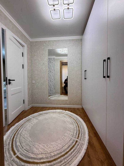 Продаётся 2/2/4 Буюк Ипак Йули Новый евро ремонт Ориентир: 171 школа