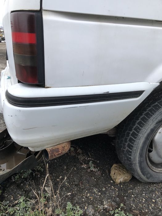 Теглич и задна броня за Крайслер