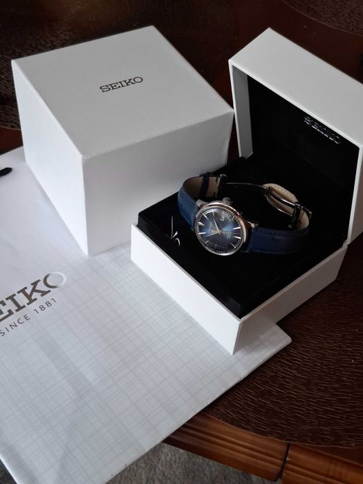 Часовници Seiko Orient Armani