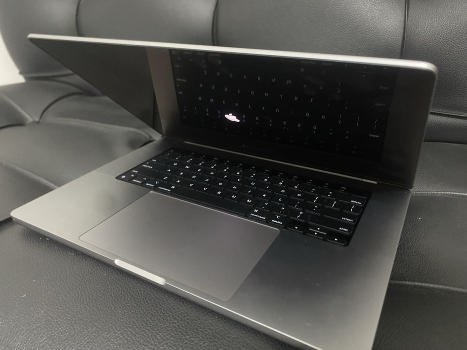 Macbook m2 pro 16gb 1tb