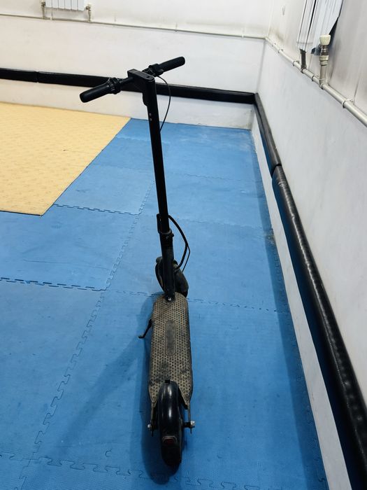 Продам самокат ninebot A3
