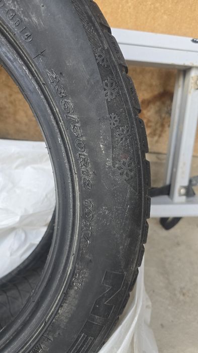 Продам шины 235х50х18