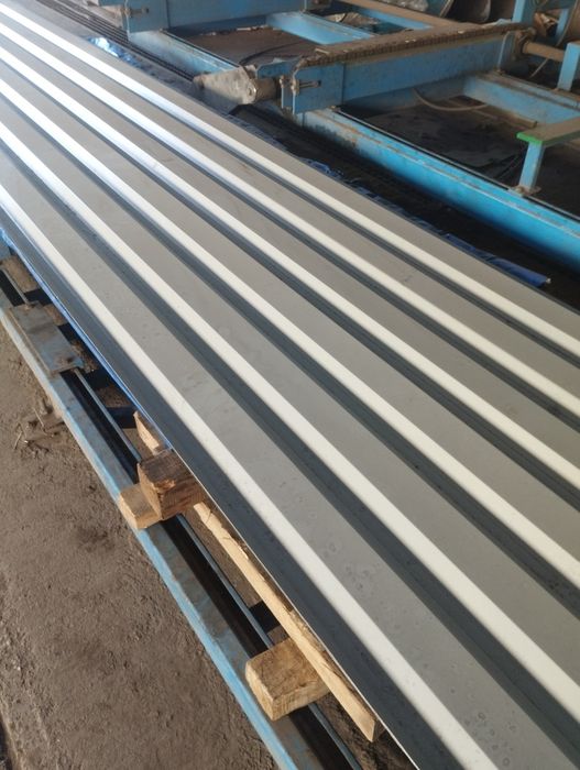 Oferta pe stoc ! 
Tabla Cutata H35 fațadă RAL 7016 gri antracit mat 6m