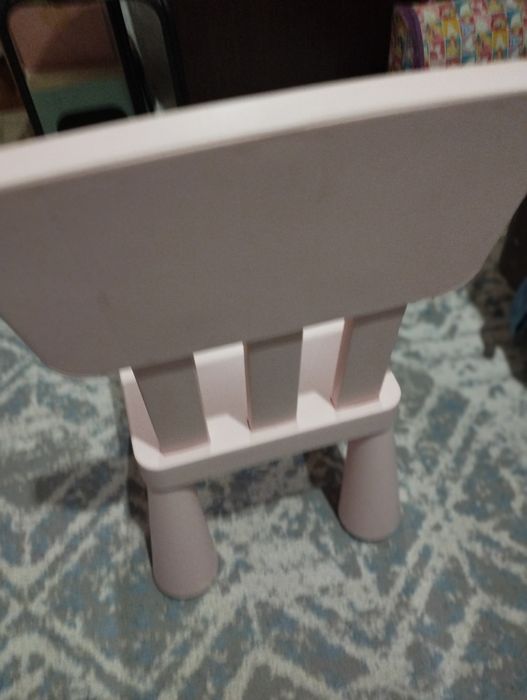 Продается детский стул Икея