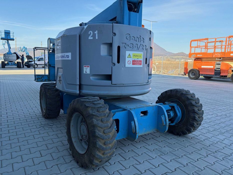 Nacelă articulată Genie Z-34/22 4x4 Diesel | 12 m | ISCIR | 2005