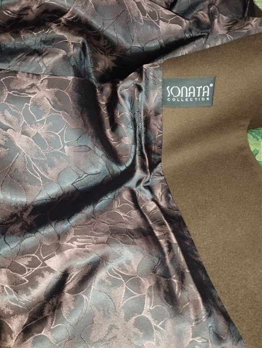 Продам пальто новое