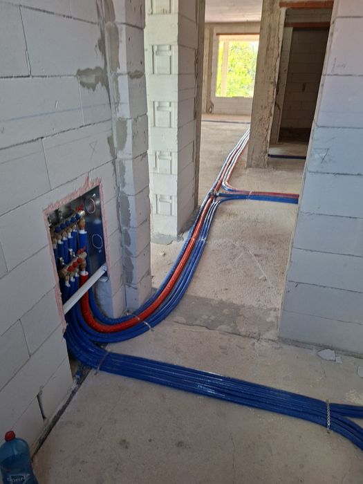 TERMOFLO PROFESIONAL SRL. Execută instalații termicei ,sanitare și climatizarea.