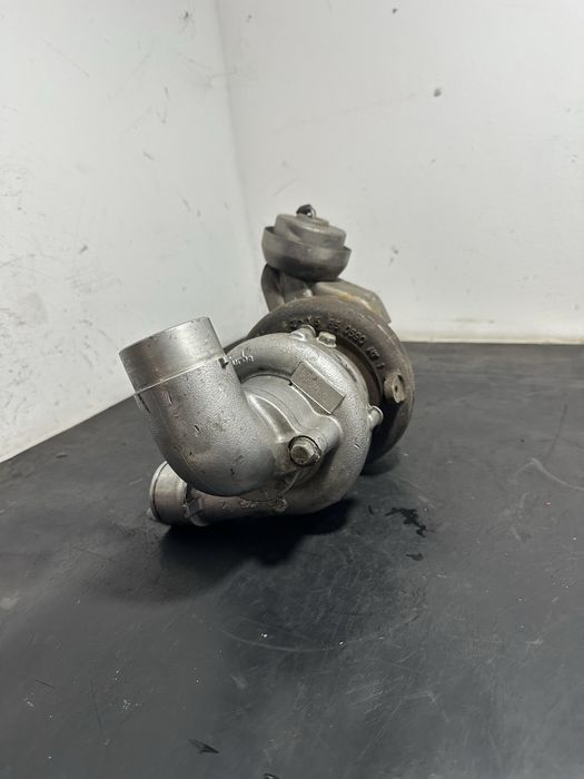 Turbina turbo Toyota Rav 4 2.2 diesel avenesis 17201-0R020