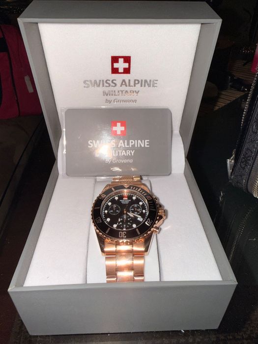 Swiss Alpine Military часовник rose gold/розово злато