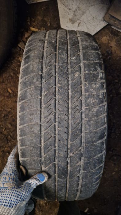 Продам шины летние 225/55R17