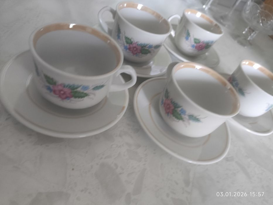 Бокалы ,стаканы,фруктовница