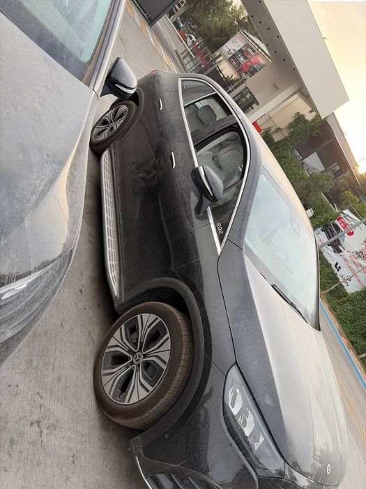 Mercedes eqe 500