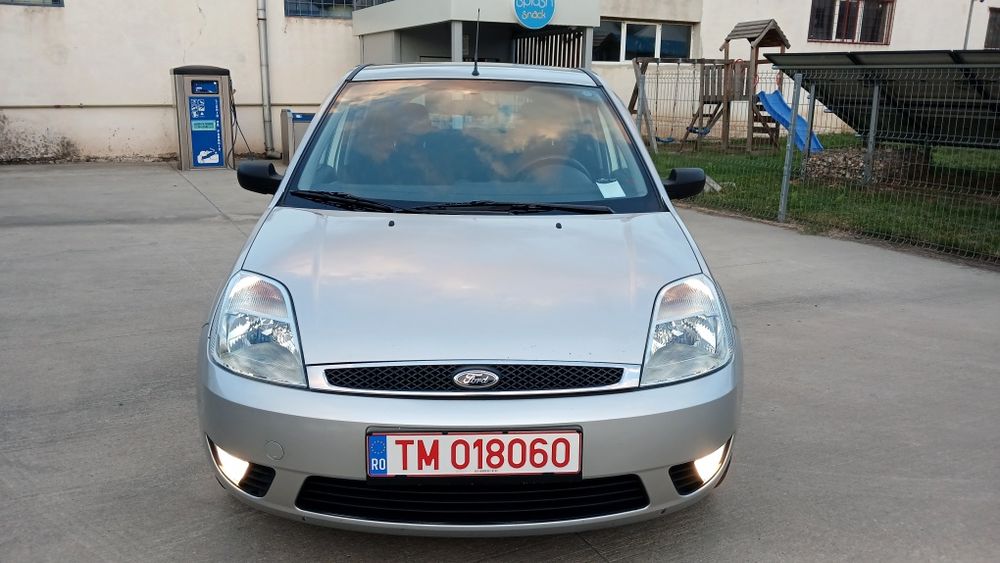 FORD Fiesta 2004 — imagine 5