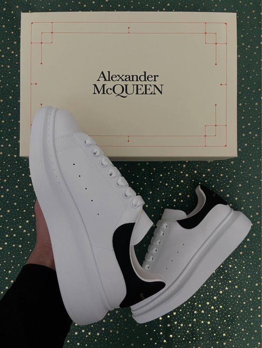 Alexander McQueen Black Velvet (Catifea) Premium Quality