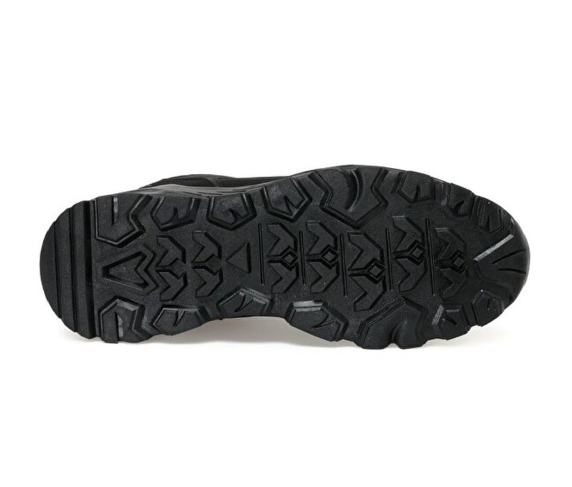 Осенне-зимние кроссовки Kinetix