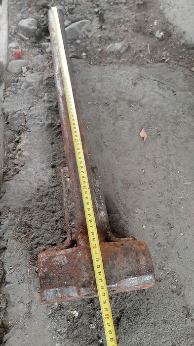 Продам кувалду железную