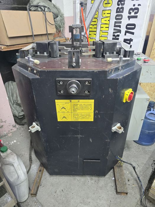 Углообжимной станок