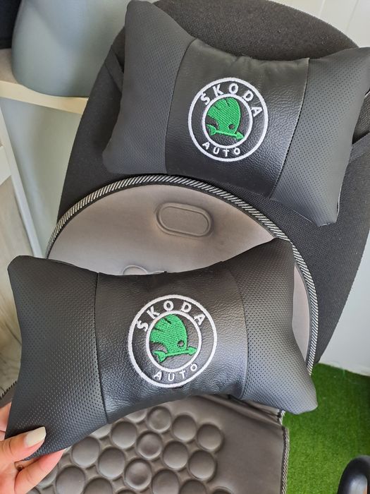 Авто Възглавнички