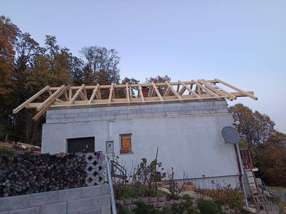 Montez țiglă metalică