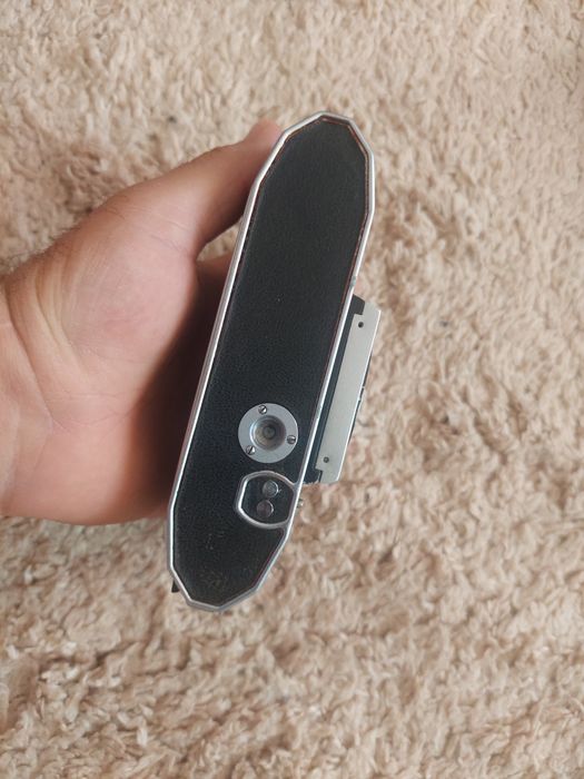 Aparat foto pe film,model vintage praktica kw