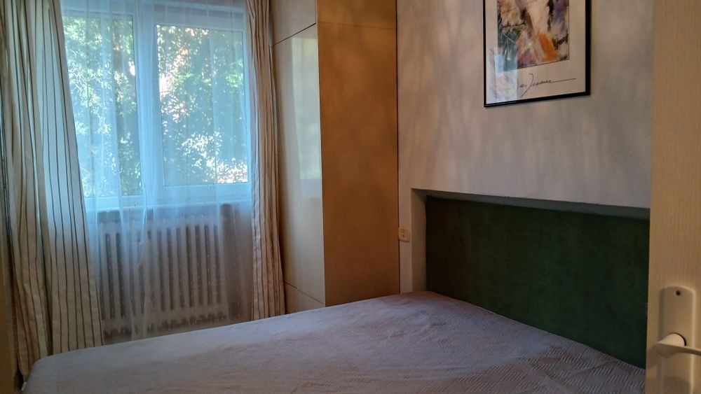 Apartament cu 2 camere de vânzare  etaj  1