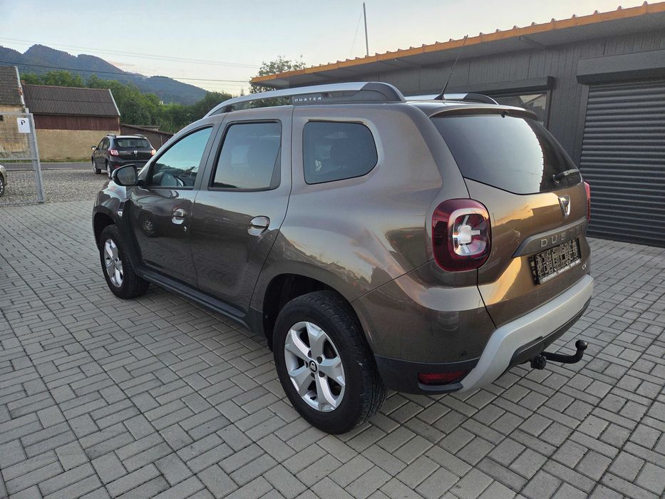 Vand Dacia Duster cu GPL