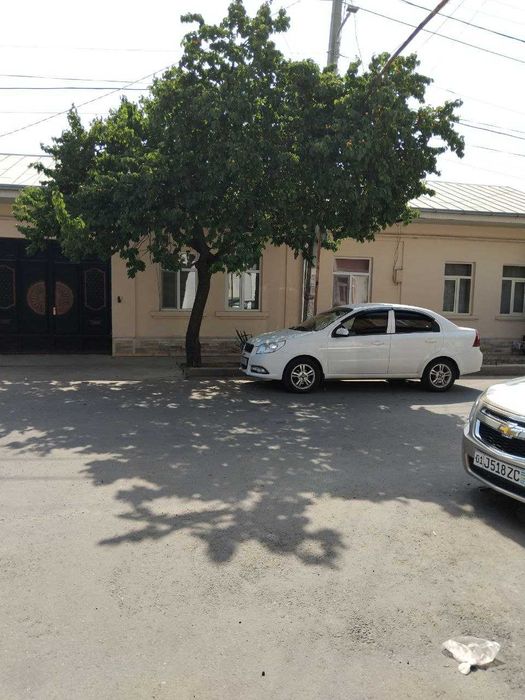 Уй сотилади Ховли