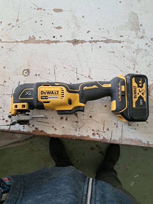 Multicutter dewalt