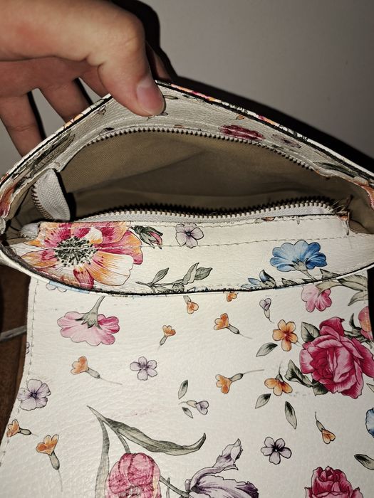 Ручная сумка через плечо