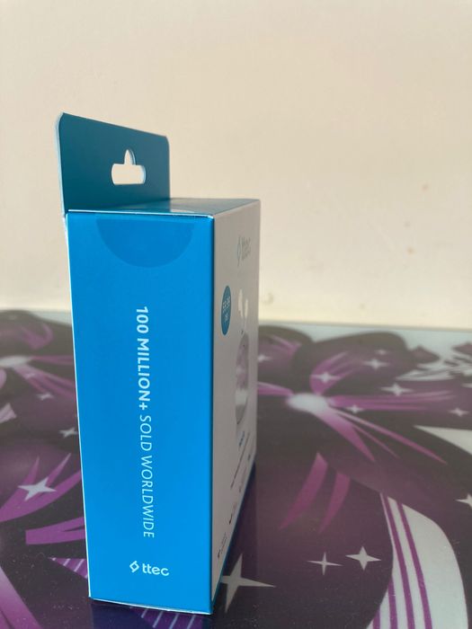 Продавам чисто нови слушалки Bluetooth