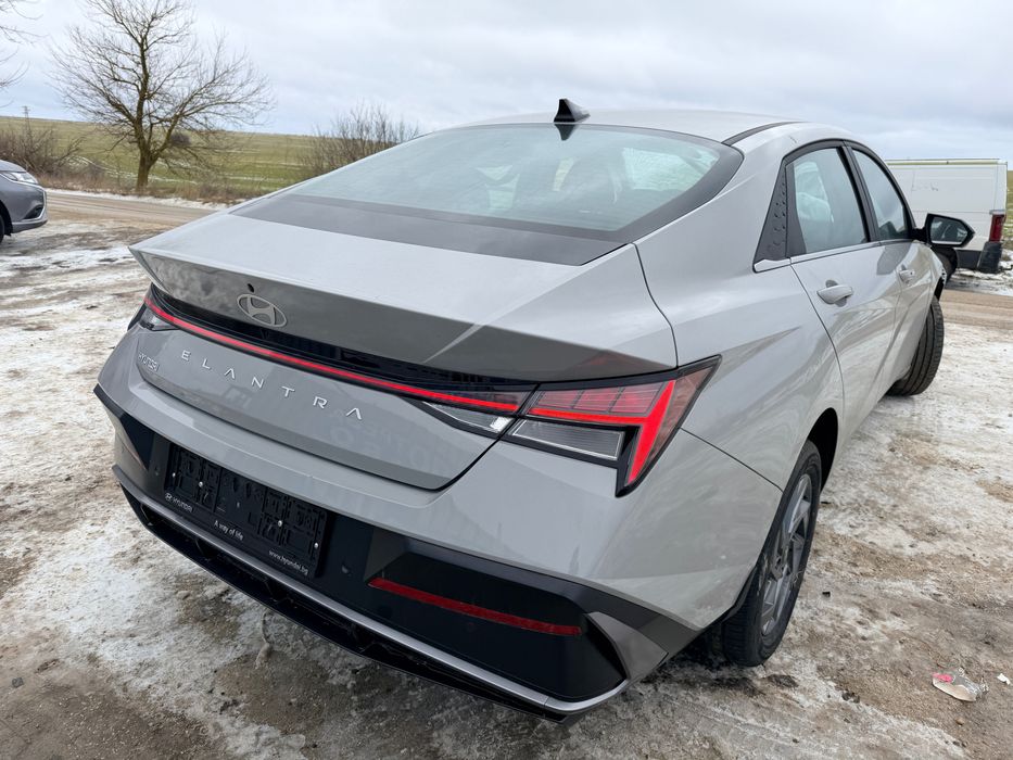 Hyundai Elantra 7, 1.6 MPI двигател G4FM, 123 кс., автоматик, 2024 г.,