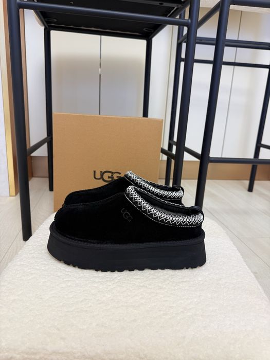 Papuci UGG Tazz