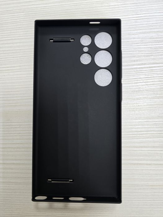 Чехол на Samsung s24 ultra ( черный)