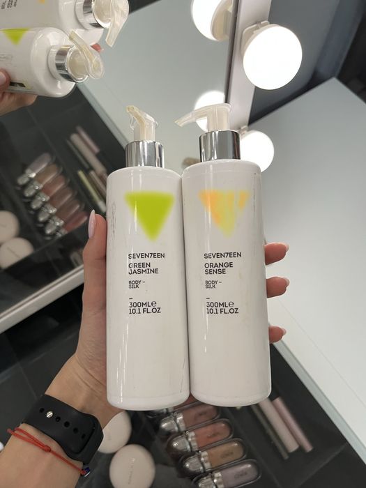 Лот лосиони за тяло с аромат и блестящ ефект Seventeen