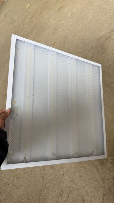 Продам светодиодный светильник