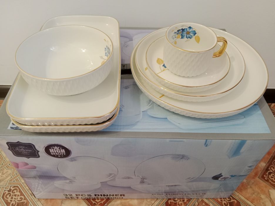 Продам предмет посуды 32шт