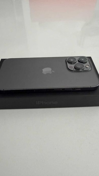 Apple iPhone 13 Pro 128 ГБ Graphite