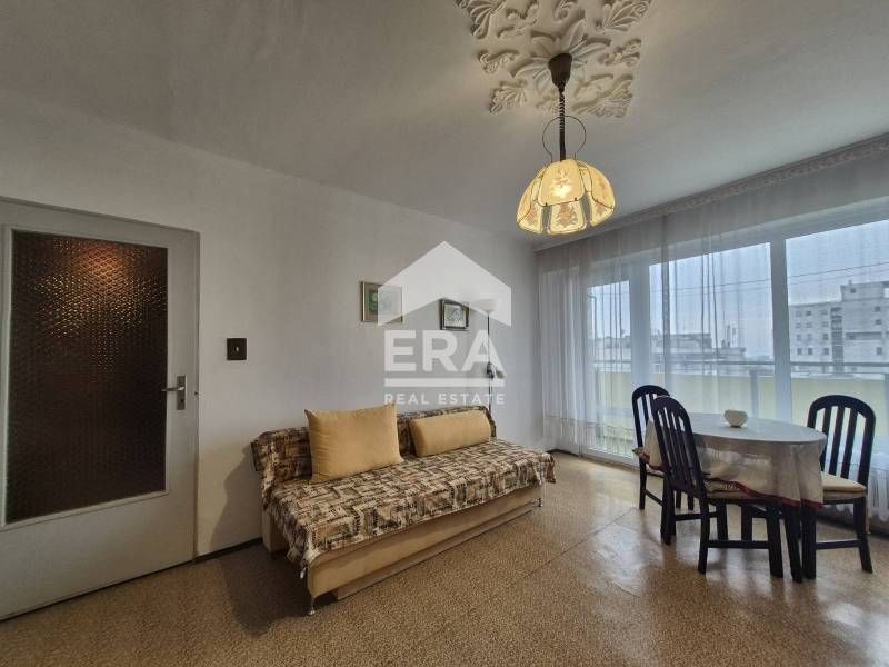 ЕКСКЛУЗИВНО! Слънчева гарсониера в центъра на гр. Бургас.