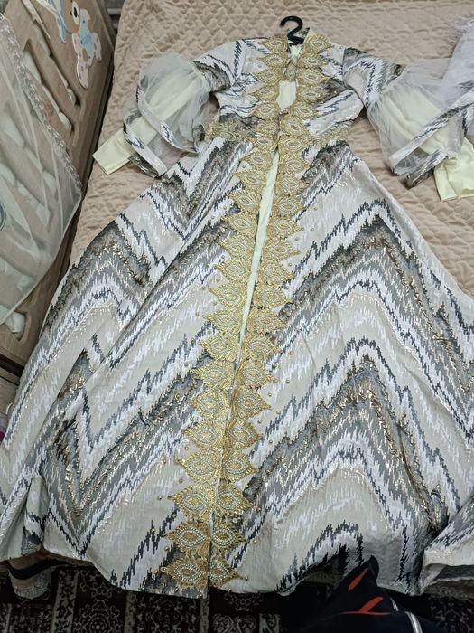 Kelin salom,Ansanbl yangi 1 tasi 400000 sòm