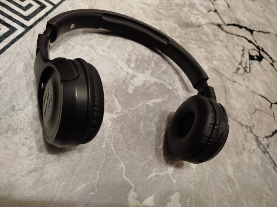 Наушники JBL не дорого